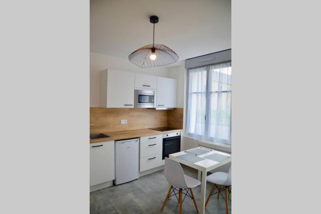 Ferienwohnung Les Forges 2 Pieces Rdc Avoine Exterior foto